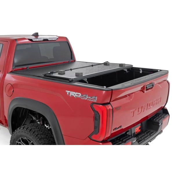 Hard Low Profile Bed Cover - 5'7" Bed - Cargo Mgmt - Toyota Tundra (22-23)