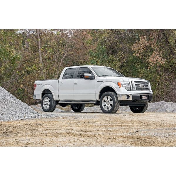 Rough Country 2 Inch Lift Kit - N3 Struts N3 - Ford F-150 4WD (2009-2013)