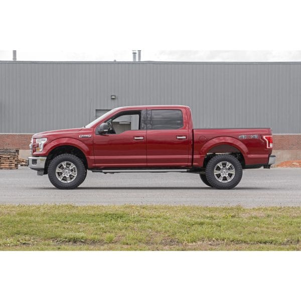 Rough Country 2 Inch Lift Kit - N3 Struts N3 - Ford F-150 4WD (2014-2020)