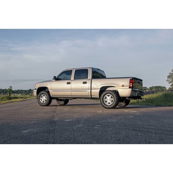 Rough Country 1.5-2 Inch Leveling Kit - Chevy GMC 1500 (99-06 & Classic)