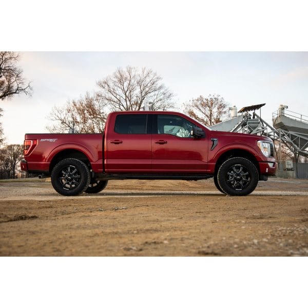 Rough Country 2 Inch Lift Kit - N3 - Ford F-150 2WD 4WD (2021-2023)