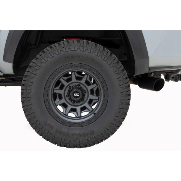 33x12.50R17 Rough Country Overlander M/T