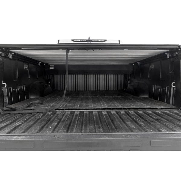 Retractable Bed Cover - 5'7" Bed - Toyota Tundra 2WD 4WD (22-23)