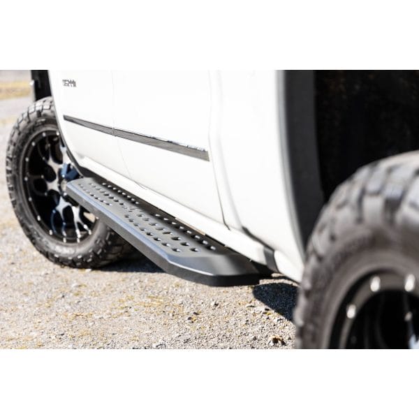 RPT2 Running Boards - Crew Cab - Chevy GMC 1500 2500HD 3500HD (07-18)