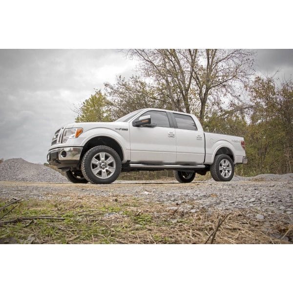 Rough Country 2 Inch leveling Kit - Aluminum - Ford F-150 2WD 4WD (2009-2013)