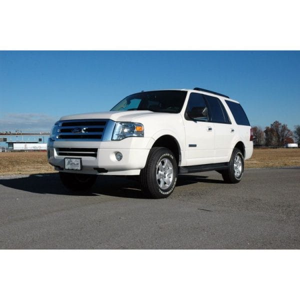 Rough Country 2.5 Inch Lift Kit - Ford Expedition 2WD 4WD (2003-2013)