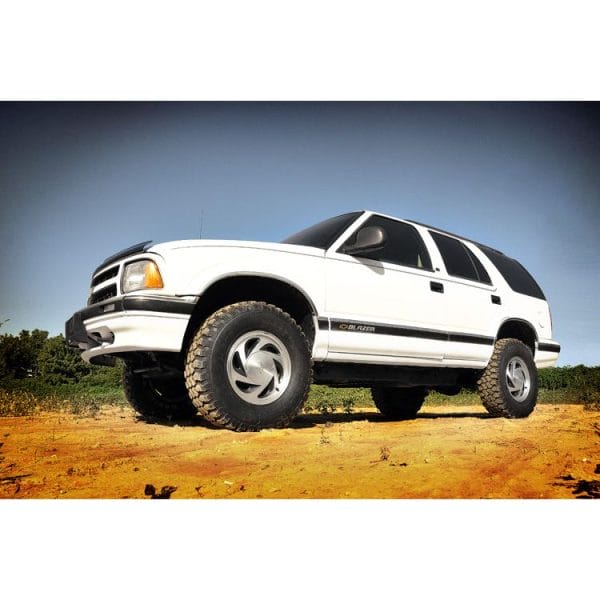 Rough Country 2.5 Inch Lift Kit - Chevy GMC S10 Blazer S10 Truck S15 Jimmy Sonoma 4WD