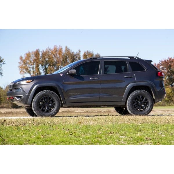 Rough Country 2 Inch Leveling Lift Kit - Jeep Cherokee KL 2WD 4WD (2014-2022)