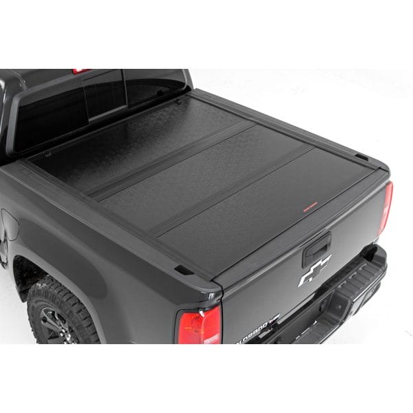 Rough Country Hard Low Profile Bed Cover - 5'3 in Bed - Chevy GMC Canyon Colorado (15-22)