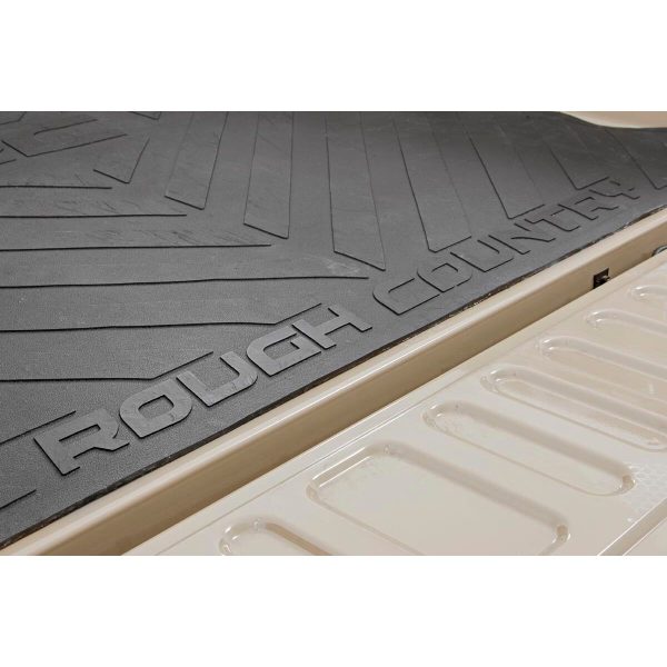 Rough Country Bed Mat - 5.5 in. Bed - RC Logo - Toyota Tundra 2WD 4WD (2007-2021)