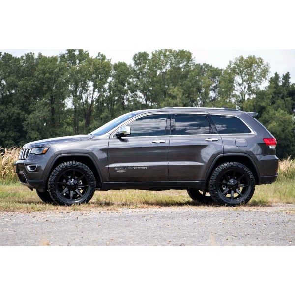 2.5 Inch Lift Kit - N3 Struts - Jeep Grand Cherokee 4WD (2011-2015)