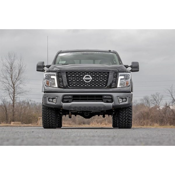 Rough Country 3 Inch Lift Kit - N3 Struts - Nissan Titan 2WD 4WD (2004-2015)