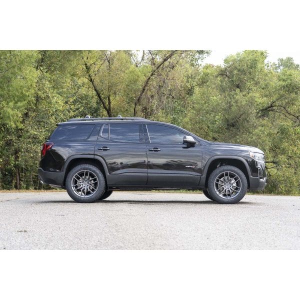 Rough Country 1.5 Inch Lift Kit - GMC Acadia 2WD 4WD (2017-2023)