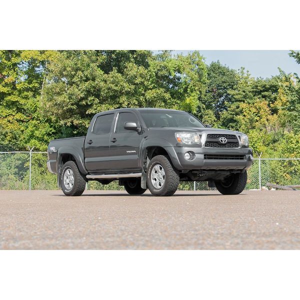 Rough Country 2 Inch Leveling Kit - Aluminum - Red - Toyota Tacoma 2WD 4WD (05-23)