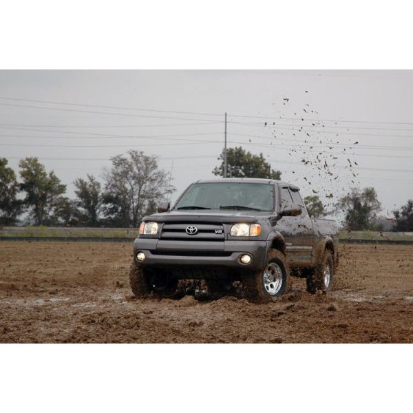 Rough Country 2.5 Inch Leveling Kit - Toyota Tundra 2WD 4WD (2000-2006)